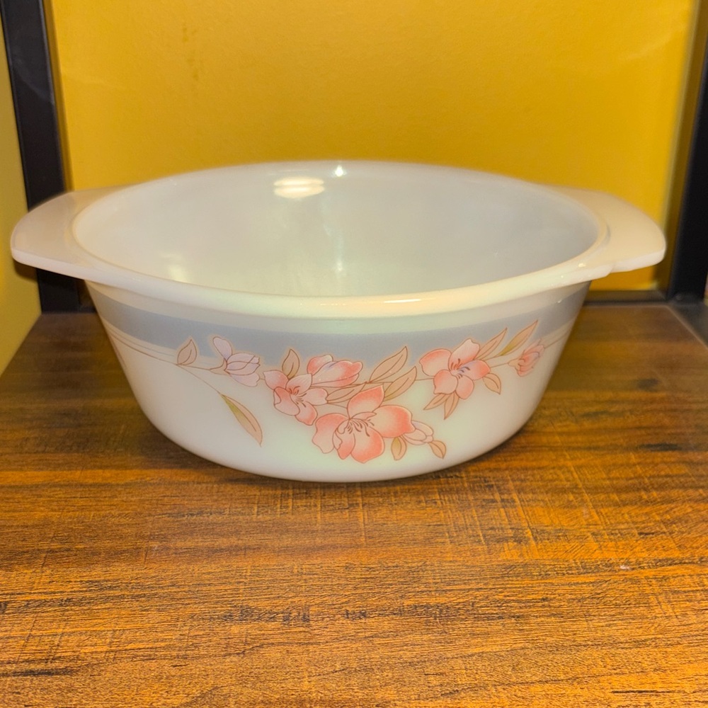 Charming Floral Pink and White Bakeware Dish